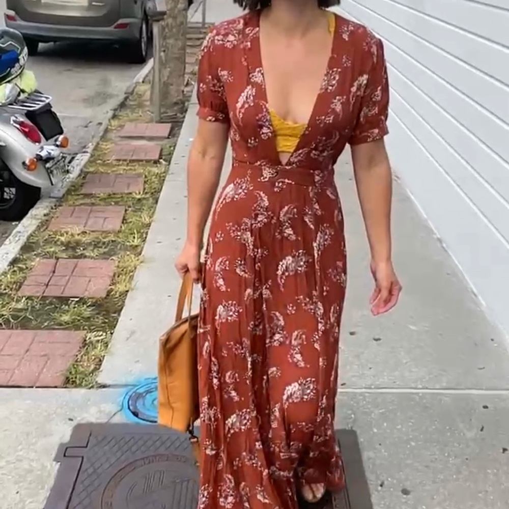 The perfect fall dress! Sage v-neck dress with bralette
